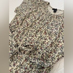 NWT- A Pea in the Pod - Small- Tiered Maxi Dress